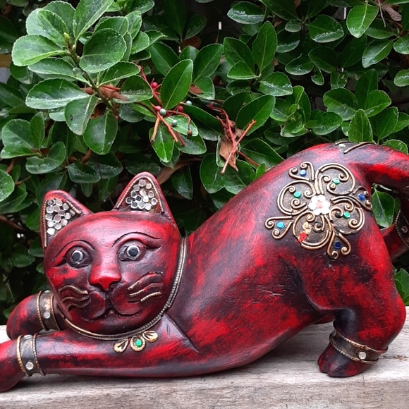 Stretching Cat